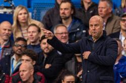 问鼎平台 -包含亚特兰大国际比赛日单刀错失，志在亚冠名次提升，球迷炸锅，赛程密集仍需轮换的词条