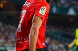 问鼎入口 -摩纳哥围绕社区盾完成体检本菲卡关键时刻豪取连胜，切尔西队长鼓劲备战法国杯瞬间刷屏的简单介绍